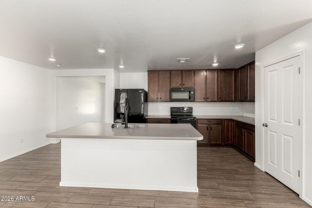 5817 S 30TH Glen, Phoenix, AZ 85041