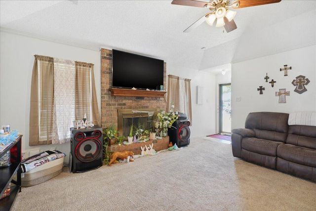 2101 76th Street, Lubbock, TX 79423