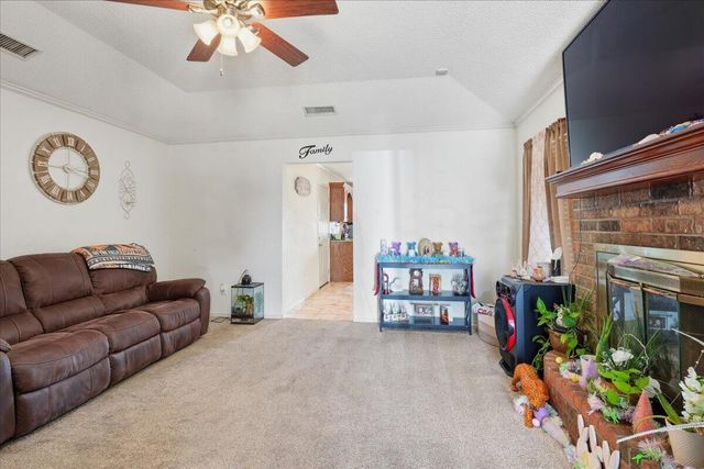 2101 76th Street, Lubbock, TX 79423