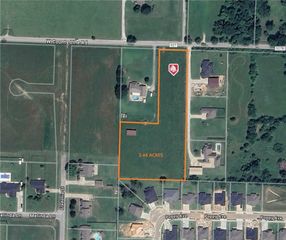 2233 W County Line Road, Springdale, AR 72762