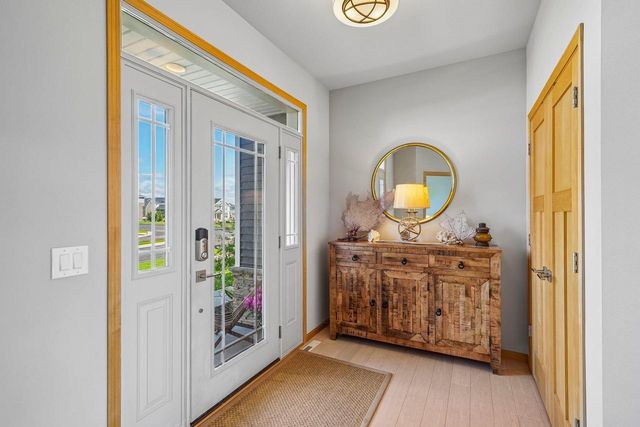 1394 Winchester Pass, Verona, WI 53593
