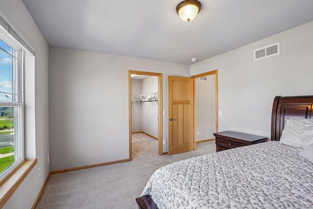 1394 Winchester Pass, Verona, WI 53593
