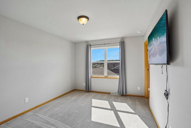 1394 Winchester Pass, Verona, WI 53593