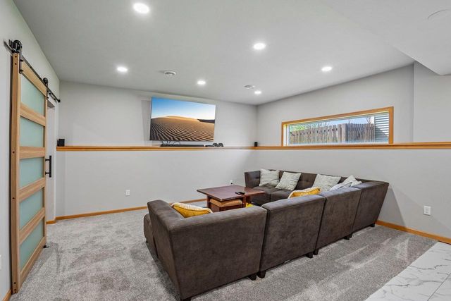1394 Winchester Pass, Verona, WI 53593