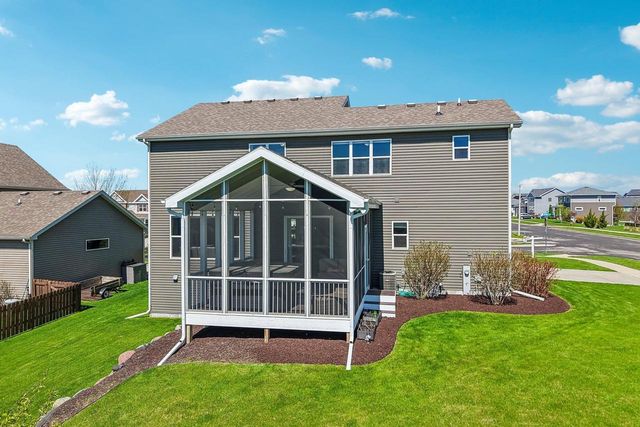 1394 Winchester Pass, Verona, WI 53593
