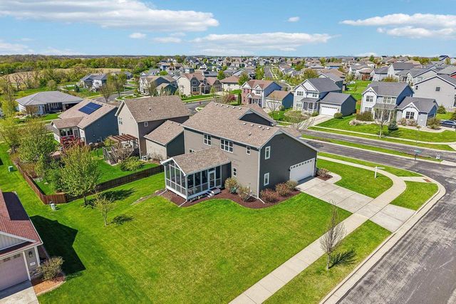 1394 Winchester Pass, Verona, WI 53593