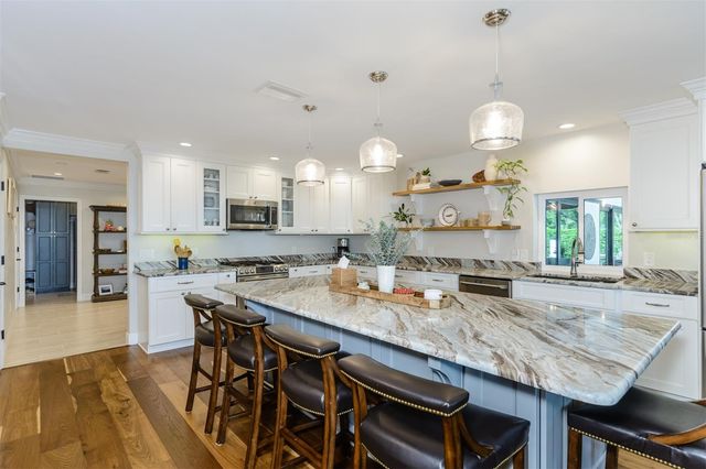 2860 QUAIL HOLLOW ROAD W, Clearwater, FL 33761