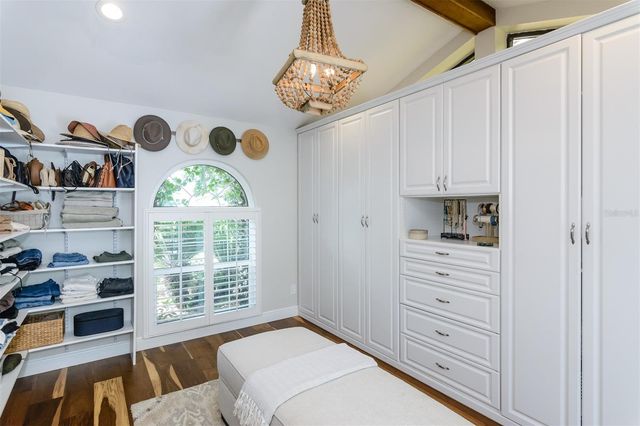 2860 QUAIL HOLLOW ROAD W, Clearwater, FL 33761