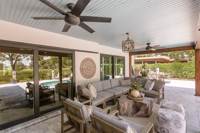 2860 QUAIL HOLLOW ROAD W, Clearwater, FL 33761