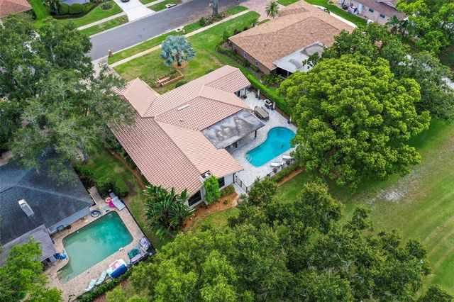 2860 QUAIL HOLLOW ROAD W, Clearwater, FL 33761
