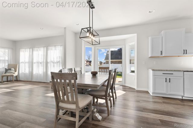 8135 Hudson Drive, Westland, MI 48185