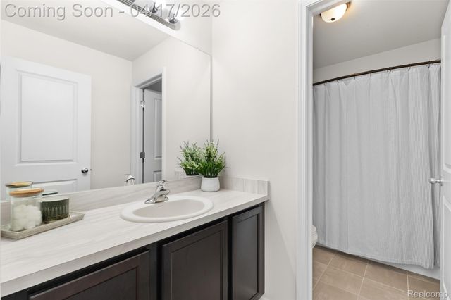 8135 Hudson Drive, Westland, MI 48185