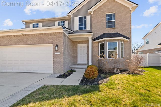 8135 Hudson Drive, Westland, MI 48185
