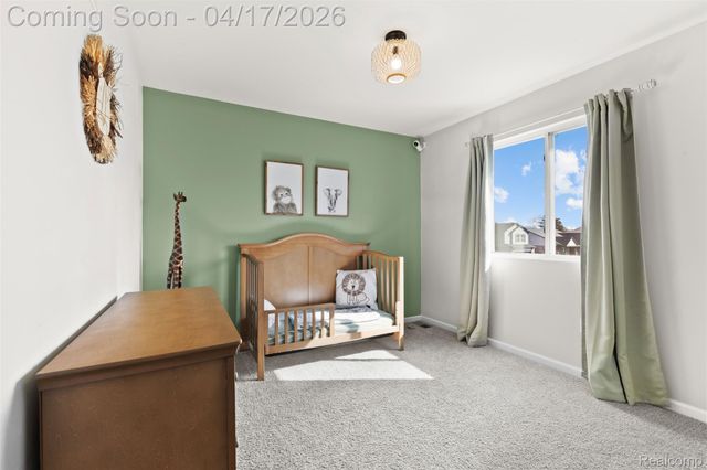 8135 Hudson Drive, Westland, MI 48185