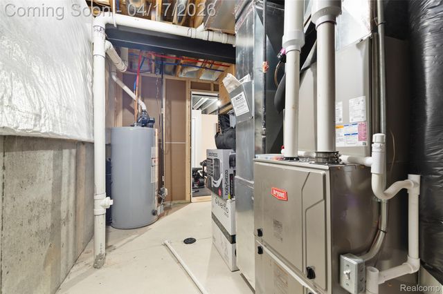 8135 Hudson Drive, Westland, MI 48185