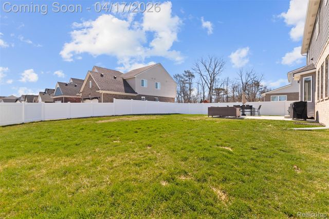 8135 Hudson Drive, Westland, MI 48185