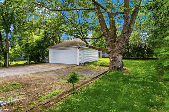 617 Dupont Street, Flint, MI 48504