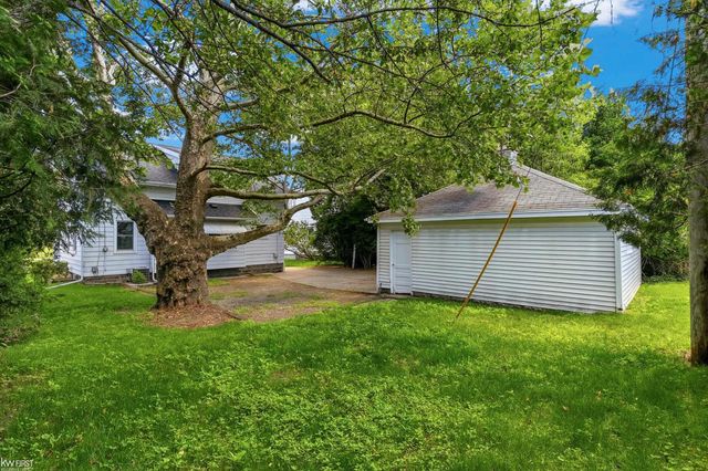 617 Dupont Street, Flint, MI 48504