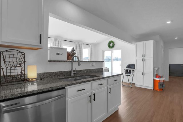 113 Boutot Street, Ashville, OH 43103