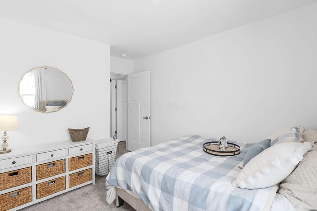 113 Boutot Street, Ashville, OH 43103