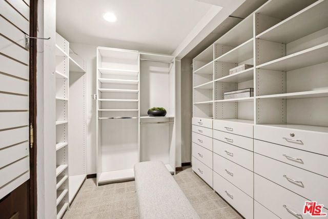 9249 Burton Way 305, Beverly Hills, CA 90210