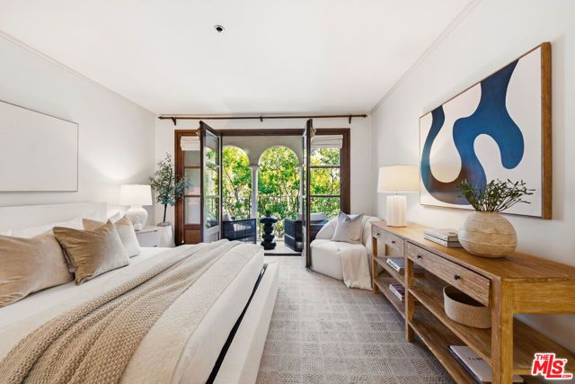 9249 Burton Way 305, Beverly Hills, CA 90210