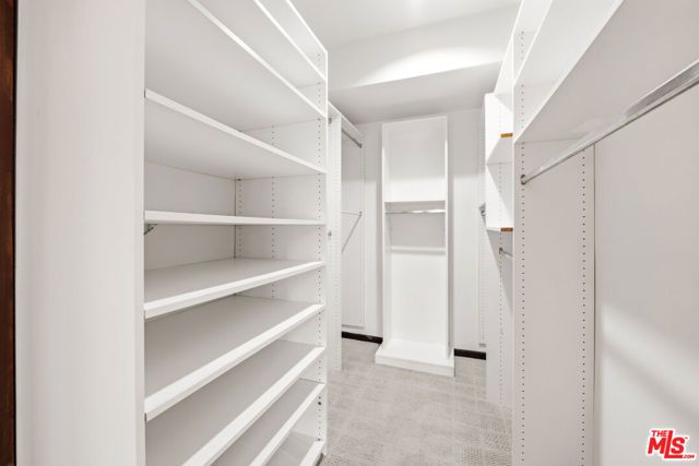 9249 Burton Way 305, Beverly Hills, CA 90210
