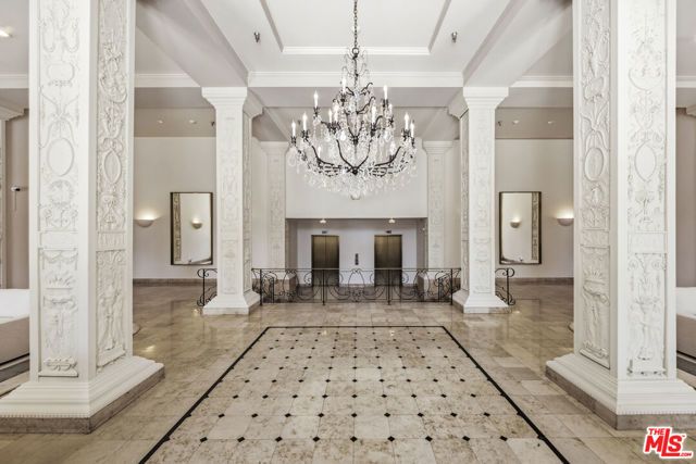 9249 Burton Way 305, Beverly Hills, CA 90210