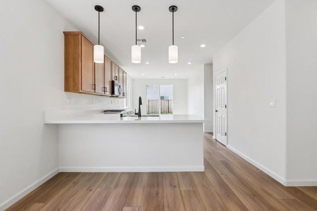 1871 Amaryllis Drive, Hollister, CA 95023