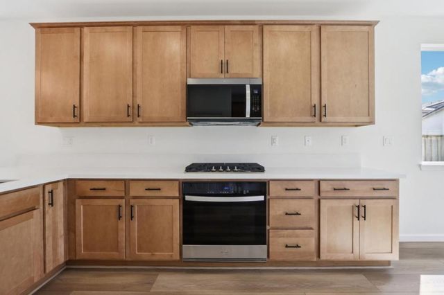 1871 Amaryllis Drive, Hollister, CA 95023