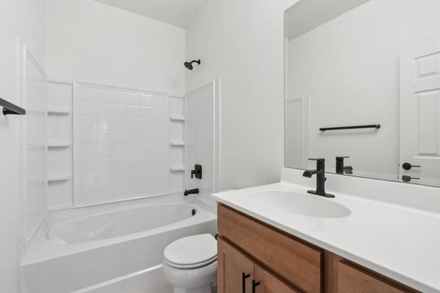 1871 Amaryllis Drive, Hollister, CA 95023