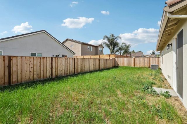 1871 Amaryllis Drive, Hollister, CA 95023