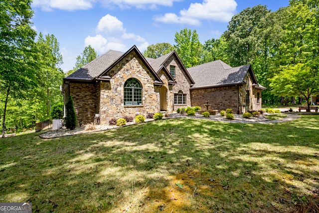 235 Buckeye Farms Drive, Moreland, GA 30259