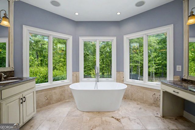 235 Buckeye Farms Drive, Moreland, GA 30259
