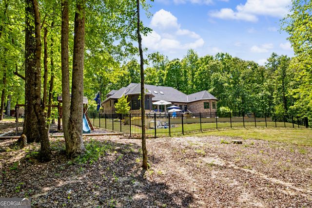 235 Buckeye Farms Drive, Moreland, GA 30259