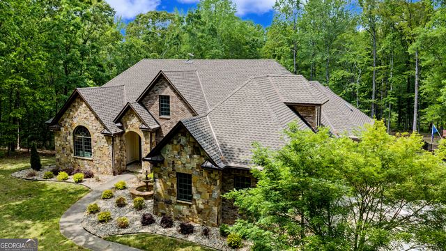 235 Buckeye Farms Drive, Moreland, GA 30259