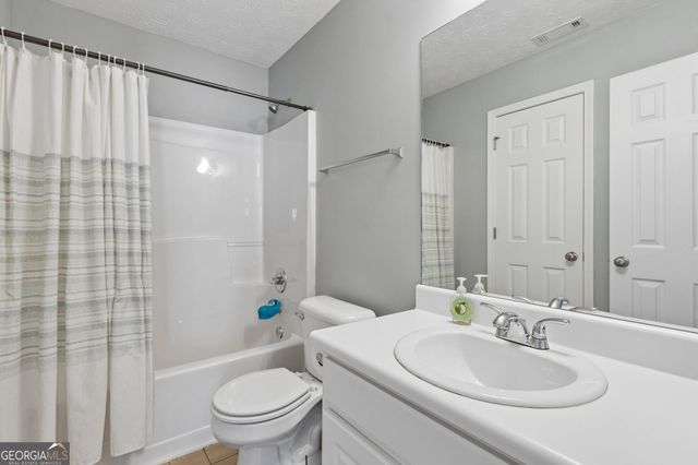 1281 Wentworth Cove Court, Winder, GA 30680