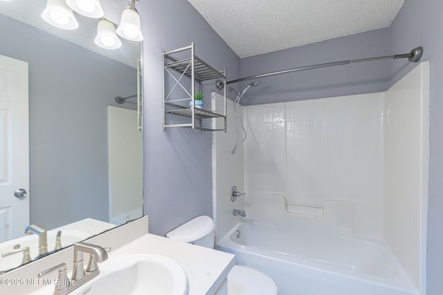 7421 CLIFF COTTAGE Drive, Jacksonville, FL 32244