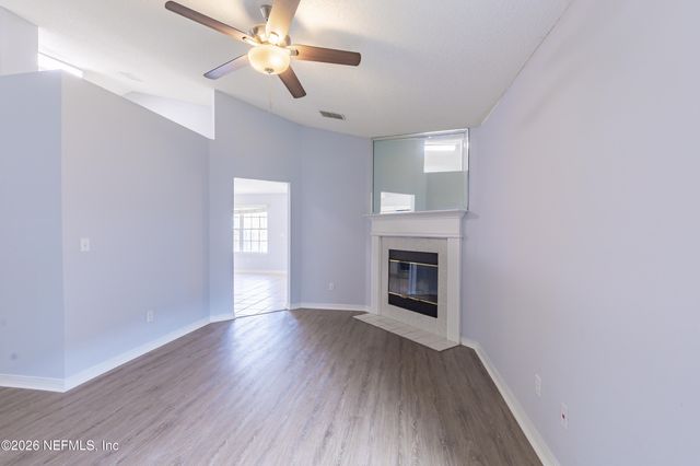 7421 CLIFF COTTAGE Drive, Jacksonville, FL 32244