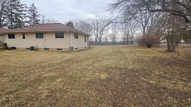 N2285 County Rd D ROAD, Fort Atkinson, WI 53538