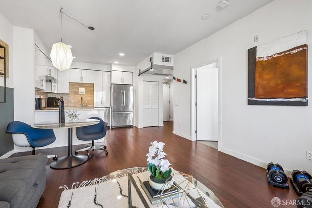 50 Jerrold Avenue 306, San Francisco, CA 94124