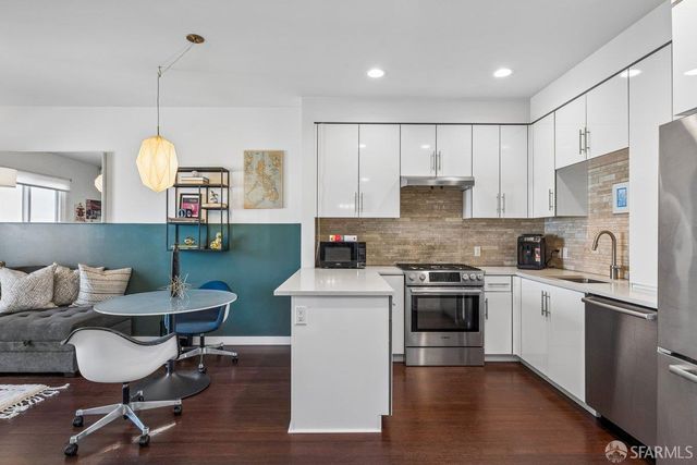 50 Jerrold Avenue 306, San Francisco, CA 94124