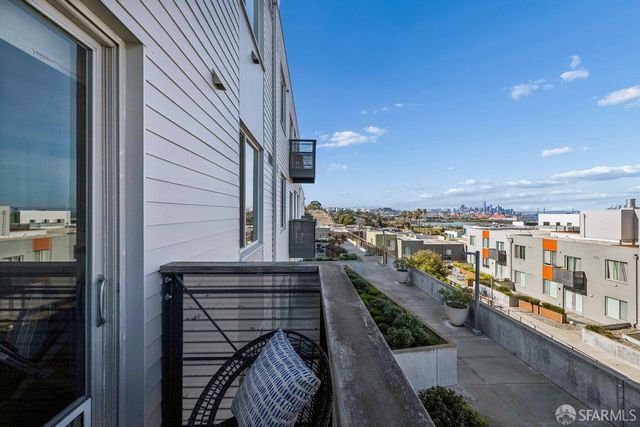 50 Jerrold Avenue 306, San Francisco, CA 94124