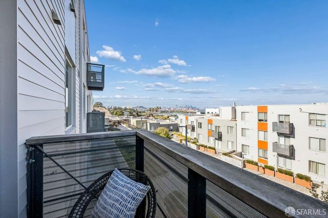 50 Jerrold Avenue 306, San Francisco, CA 94124