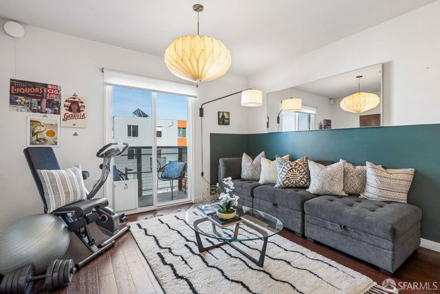 50 Jerrold Avenue 306, San Francisco, CA 94124