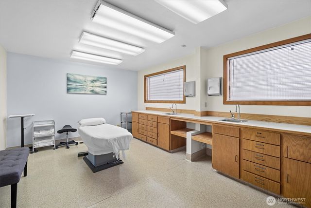 223 N K Street, Tacoma, WA 98403