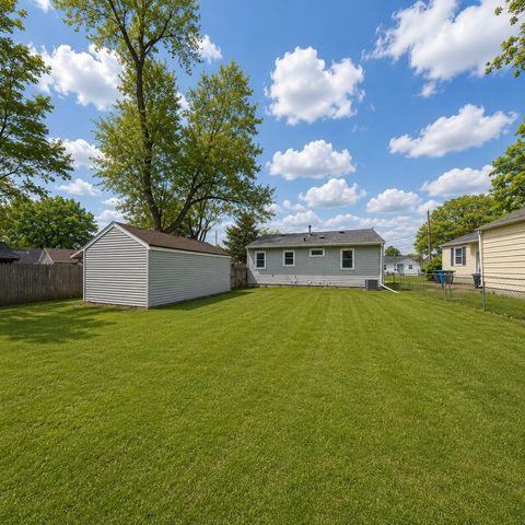 1409 Searle Street, Des Moines, IA 50317
