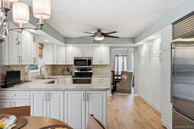 16 Wildwood Court, East Islip, NY 11730