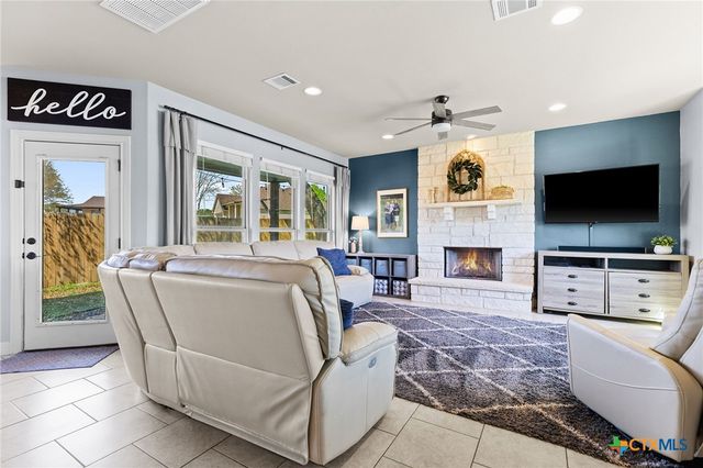 104 Carmen Cove, Burnet, TX 78611