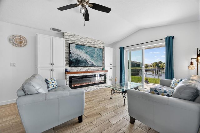 4203 SURFSIDE COURT, Port Charlotte, FL 33948